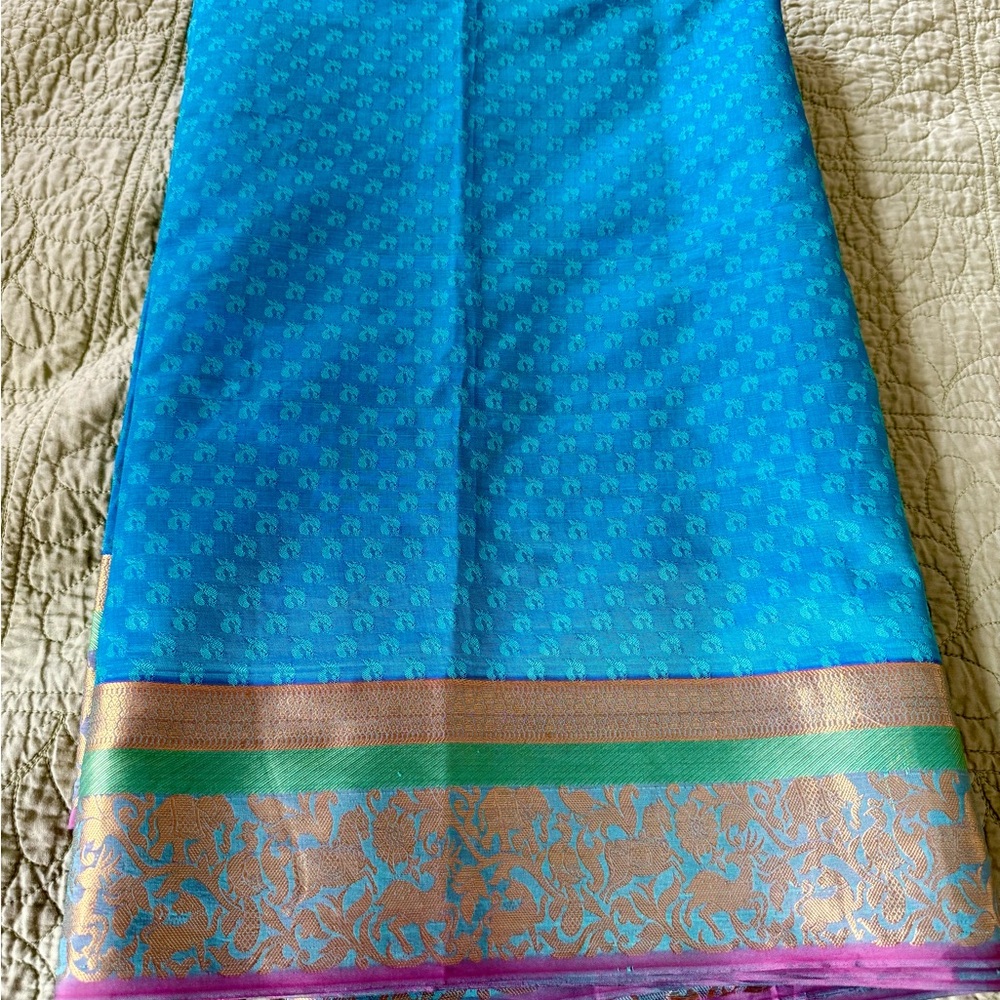 Elegant Blue and Gold Kanjivaram Saree